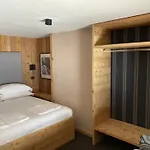 Hotel Orso Bianco & *