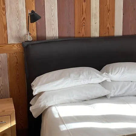 Orso Bianco & Hotel *