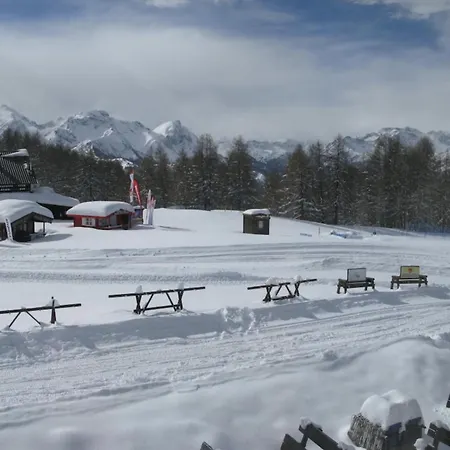 Orso Bianco & Hotel Sauze D'Oulx