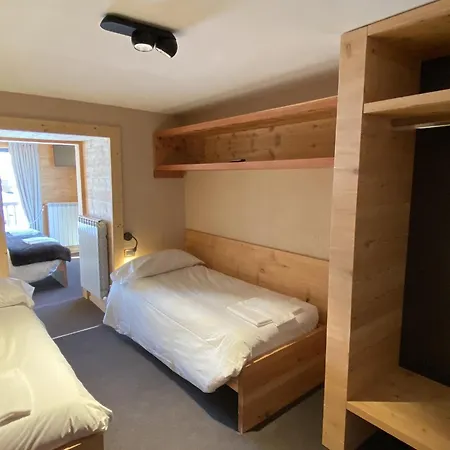 Hotel Orso Bianco & *