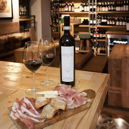 Orso Bianco & فندق *