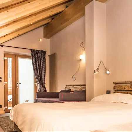 Orso Bianco & Hotel *