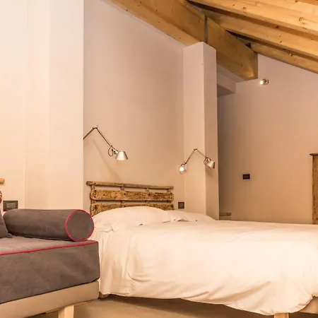 Hotel Orso Bianco & *