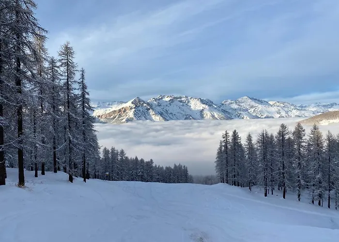 Orso Bianco & Hotell Oulx