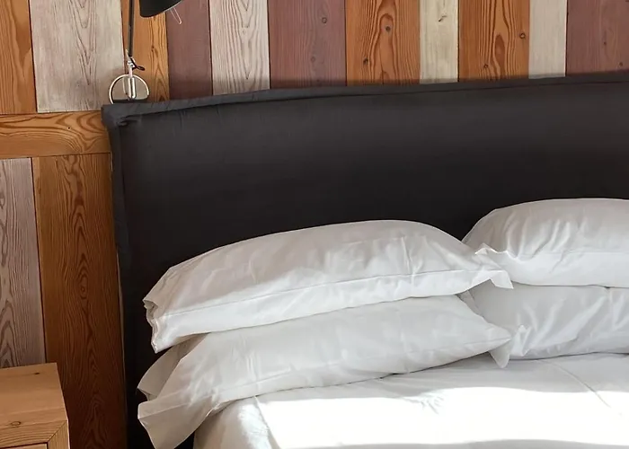 Orso Bianco & Hotell *